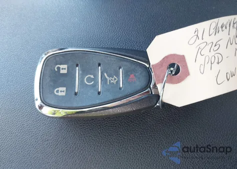 2021 Chevrolet Equinox Awd Lt z USA, uszkodzony, nr VIN 3GNAXUEV6ML348378